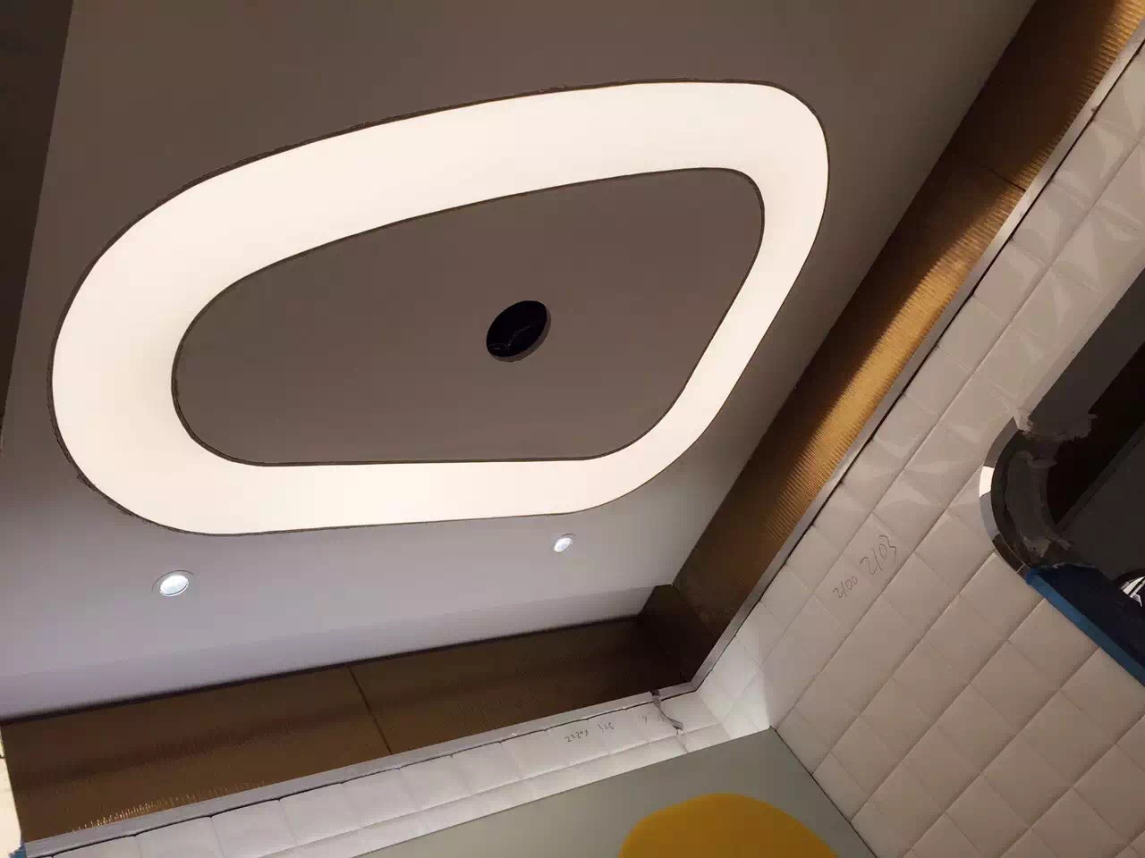 Translucent Shape Image